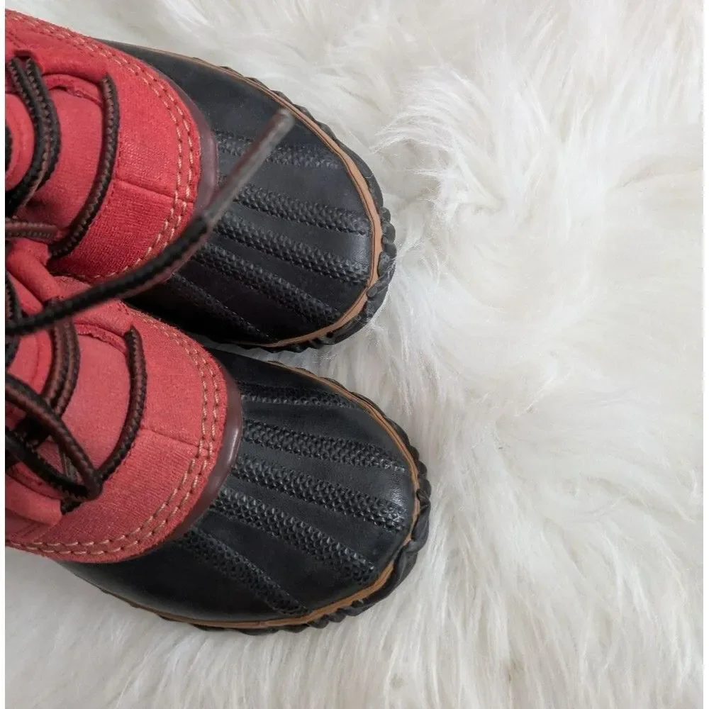Sorel Woman’s Out N About Red Waterproof Leather Duck Boots NL2339-678 Size 6